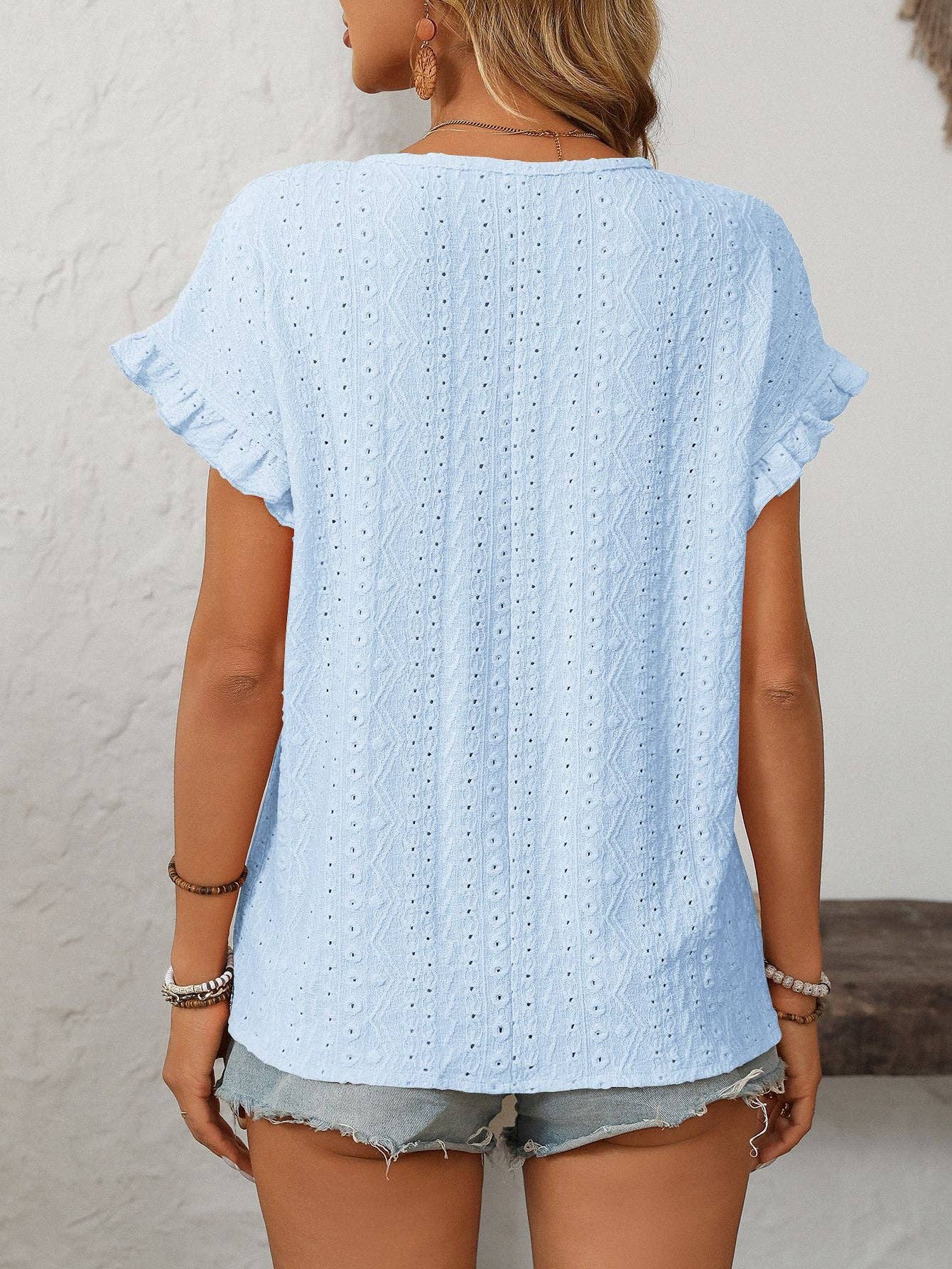 Hollow-Out Top